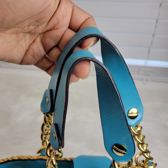 Michael Kors Santorini weave bucket tote wheat blue leather lined rafia straw - Picture 6 of 14